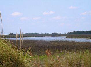 374 Pike Dr, Saint Helena Island, SC 29920