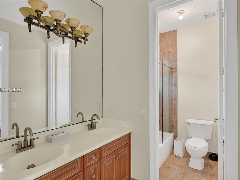 5960 NW 79th Way — Photo 36