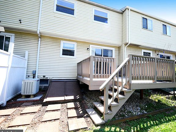 3rd image of 228 Drexel Dr