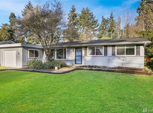 9825 240th Pl SW, Edmonds, WA 98020