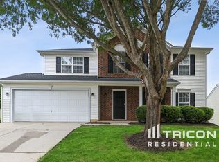 8605 Appledale Dr, Charlotte, NC 28262