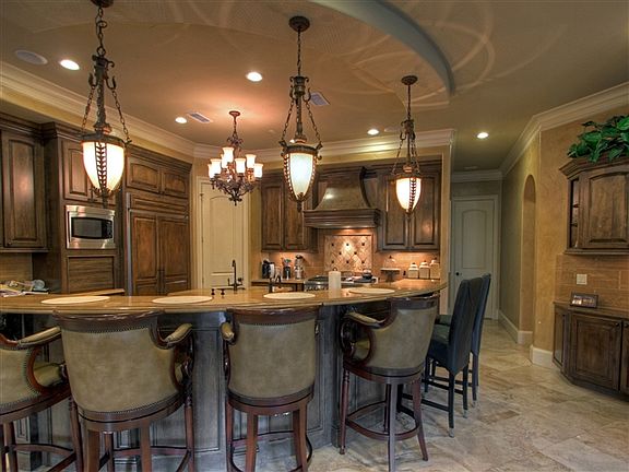 State-of-the-art appliances for professional cooking, including Bosch dishwash