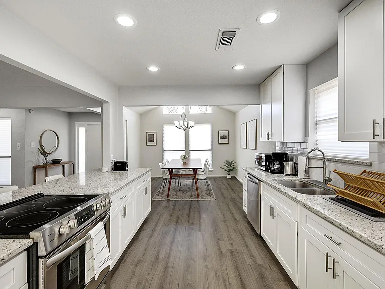 4513 Foxfire Way — Photo 11