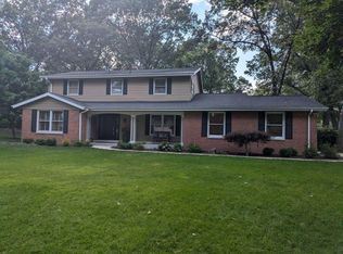 2526 Ridgeview Dr, Kalamazoo, MI 49008