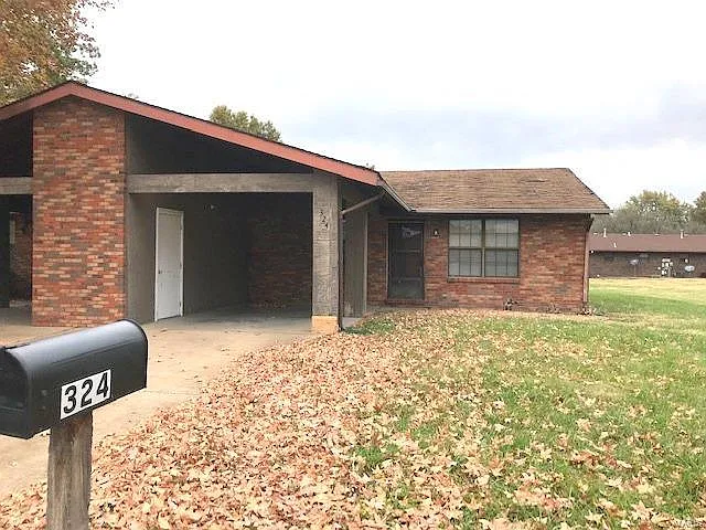 324 Baltes Dr photo 1