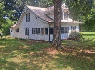 1215 Houston Dr, Conover, NC 28613