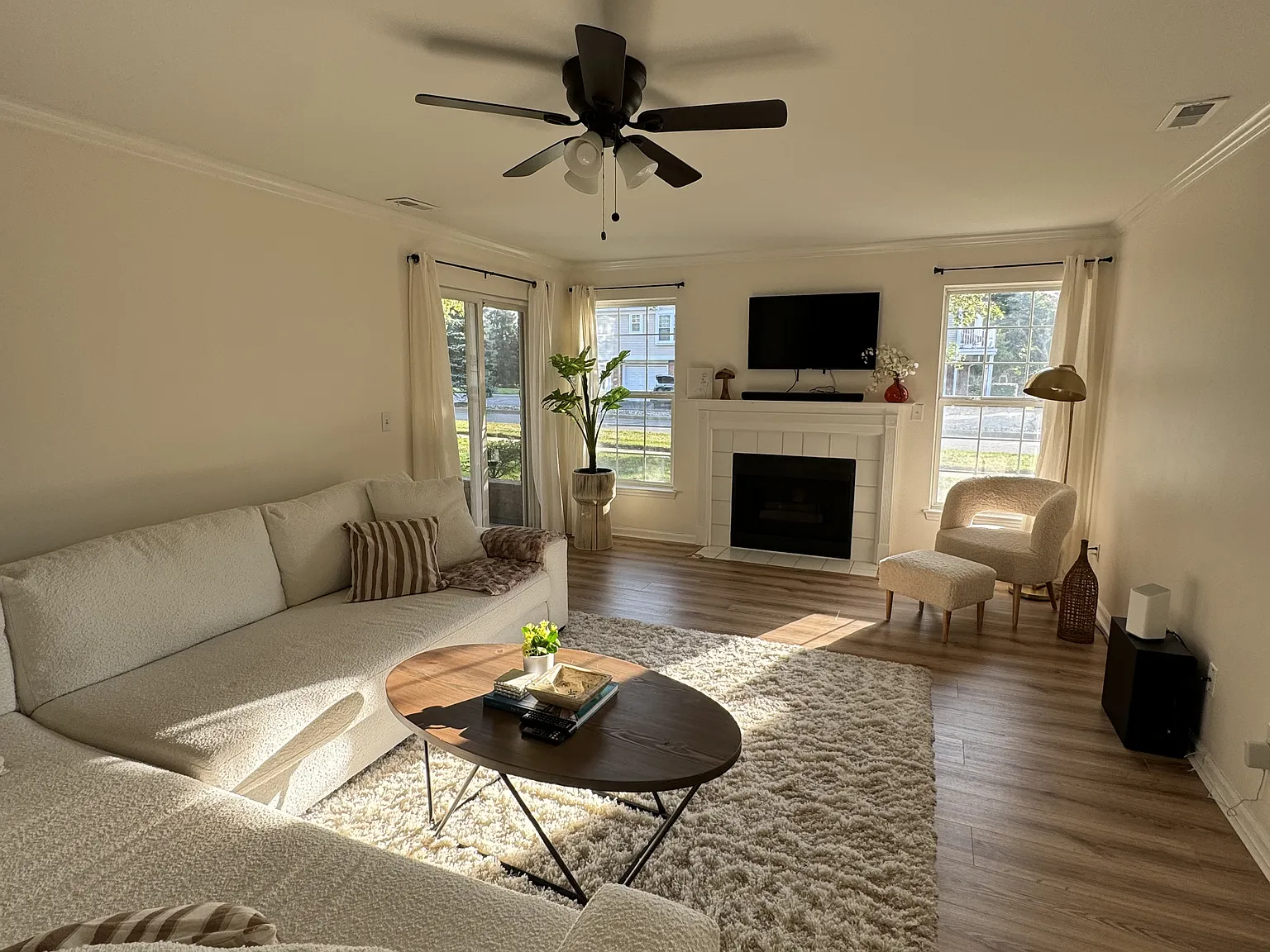 2 bed, 1291 sqft, $1,700 — Photo 1