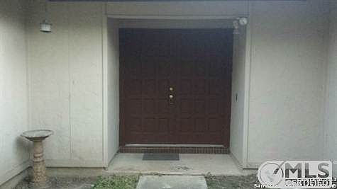 2nd image of 8323 Thorncliff Dr