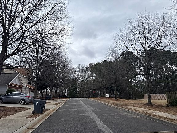 4th image of 116 Whimsical Ct