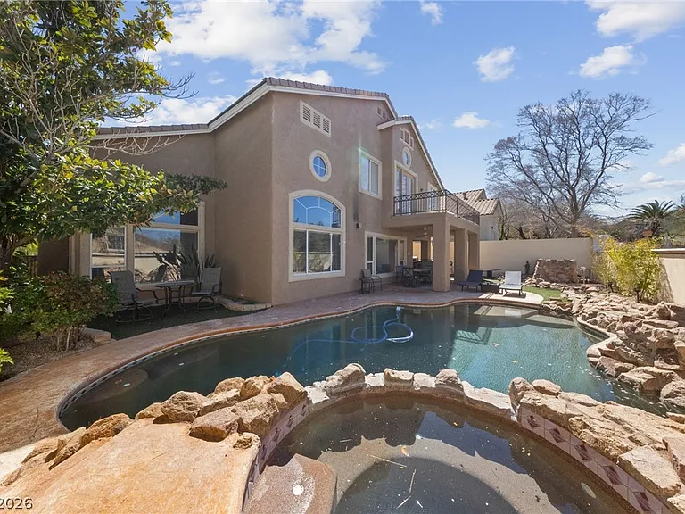 2066 Jupiter Hills Ln — Photo 2