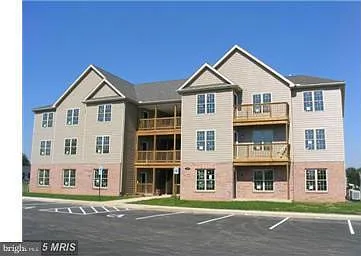 1908 Powell Dr #1-D — Photo 1