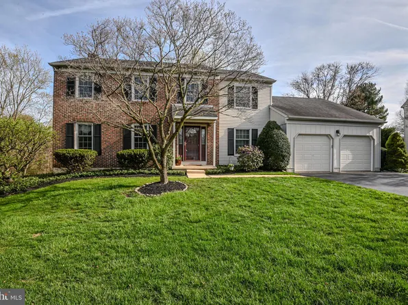 14 Eagle Point Cir, Hockessin, DE 19707
