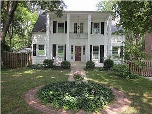 1st image of 2605 Landor Ave
