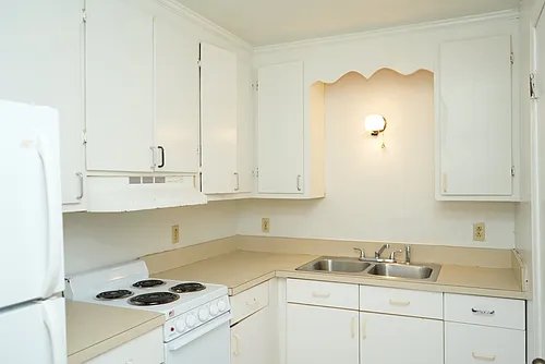 1204 Carlton Ave Photo 1