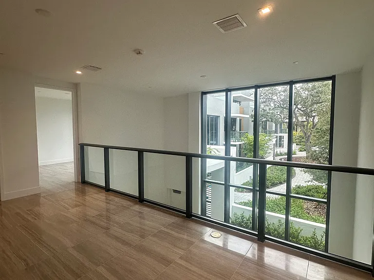 3030 W Santiago St #Townhouse 9 — Photo 9