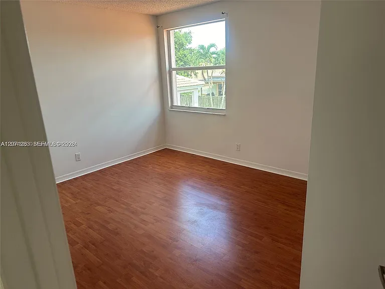 13274 NW 15th Ct — Photo 24