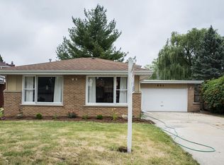 551 Bedford Ln, Des Plaines, IL