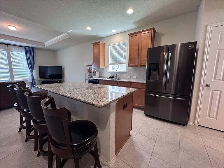 11905 Reindeer Dr — Photo 4