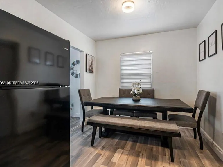 1021 NW 37th Ave — Photo 11