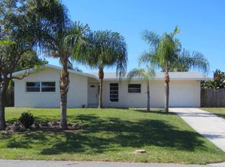 9971 Daphne Ave, Palm Beach Gardens, FL 33410