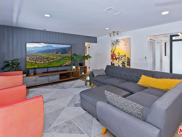 2660 N Farrell Dr — Photo 24