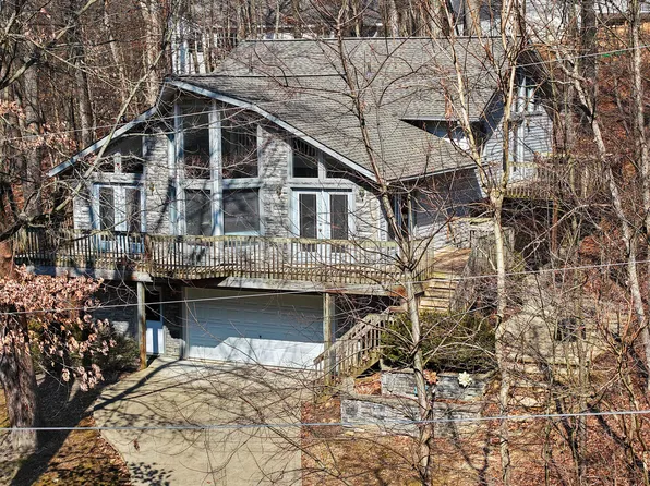 418 Valleyridge Dr, Howard, OH 43028