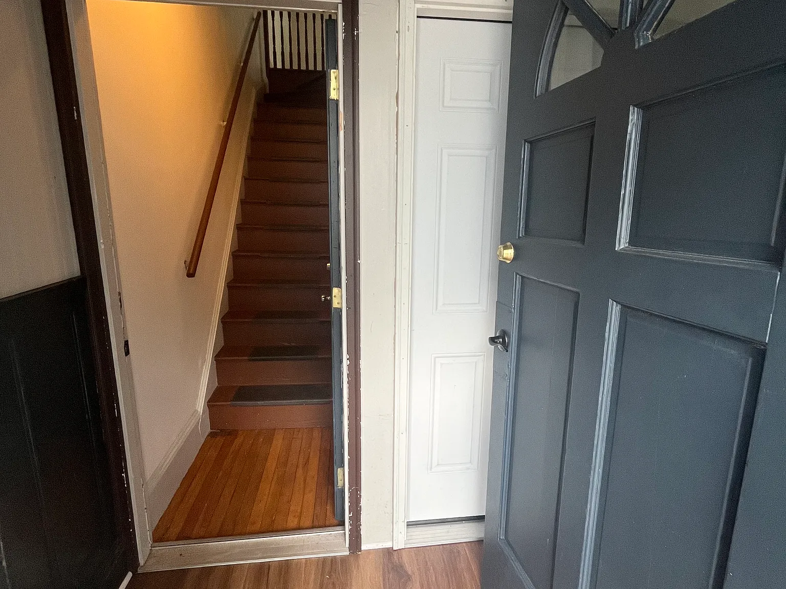 2 bed, 1100 sqft, $2,600 — Photo 3