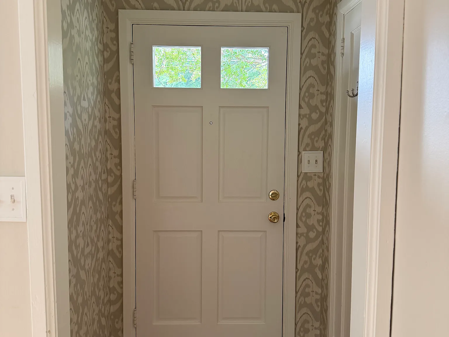 2 bed, 897 sqft, $2,250 — Photo 2