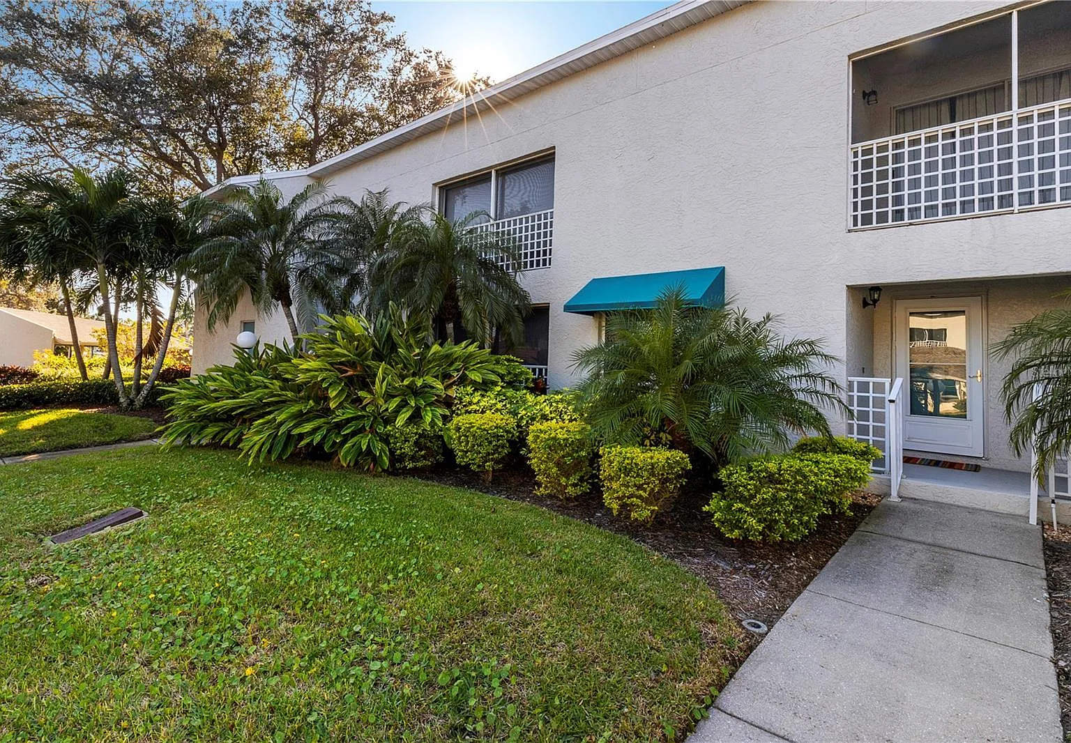 3 bed, 1708 sqft, $3,200 — Photo 3
