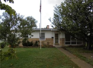 1110 Grand Ave, Columbus, IN 47201