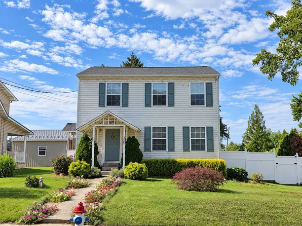 438 Railroad Ave, Souderton, PA 18964