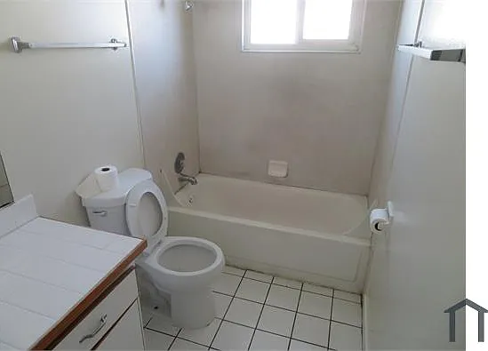 2 bed, $1,400 — Photo 3