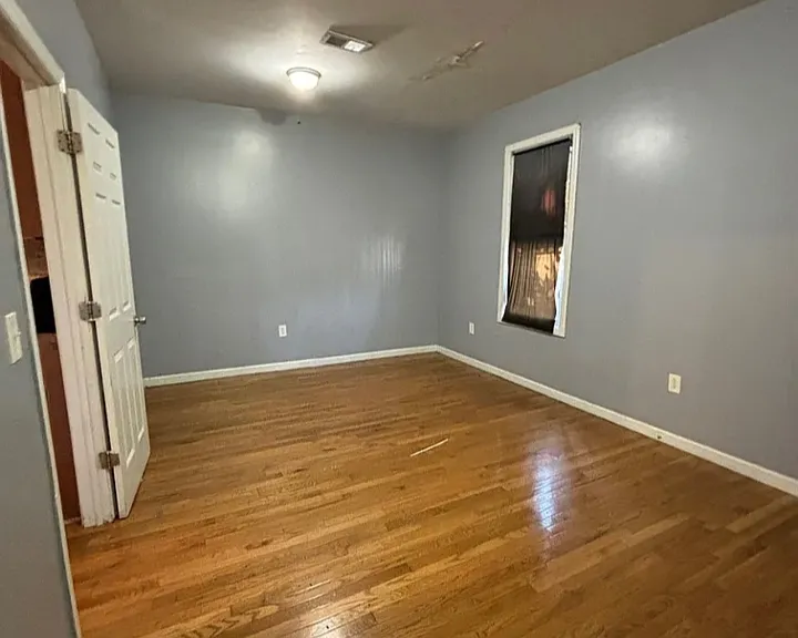 417 15th Ave #2L — Photo 4