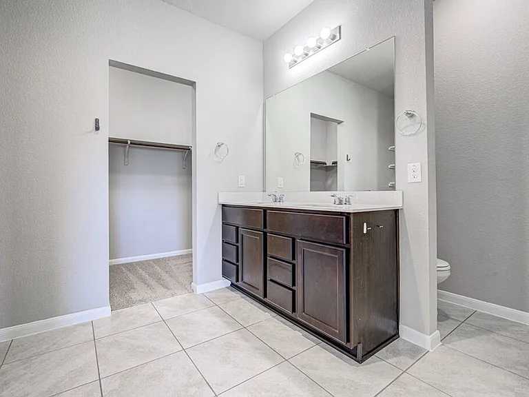 6705 Loretta White Ln — Photo 27