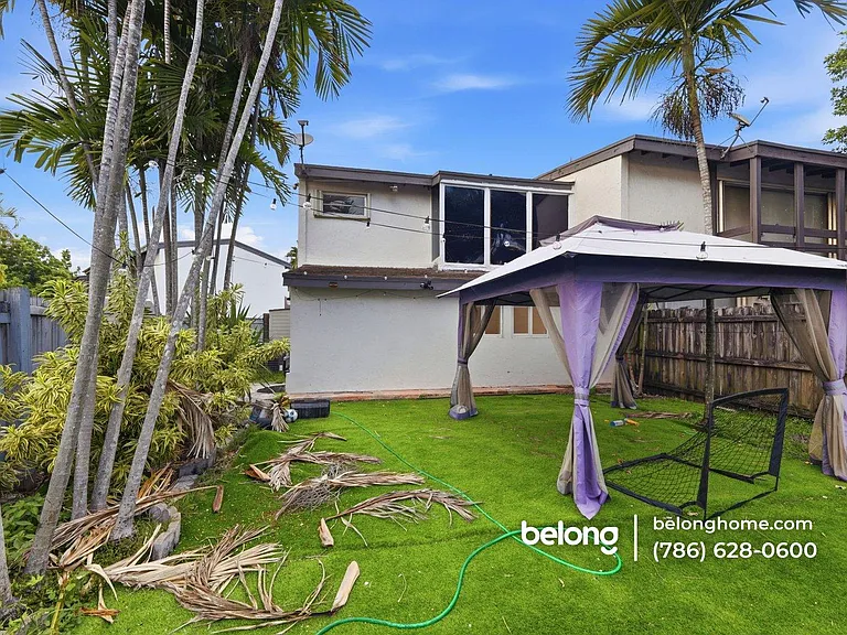 7130 SW 112th Ct — Photo 2
