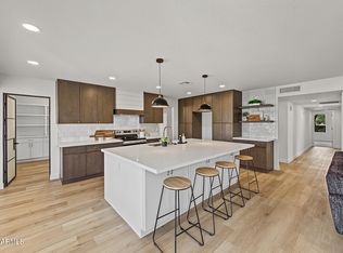 8858 S Los Feliz Drive, Tempe, AZ 85284