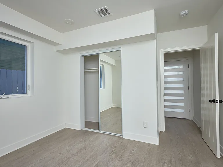 125 N Mountain View Ave #125 — Photo 17