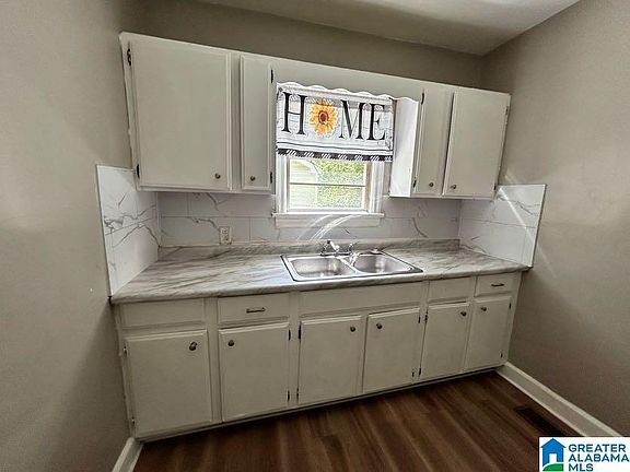 4th image of 708 Rutledge Dr
