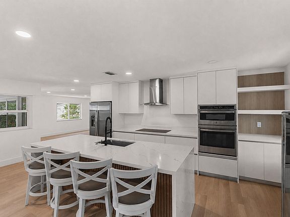 4th image of 1780 SW 12TH Street