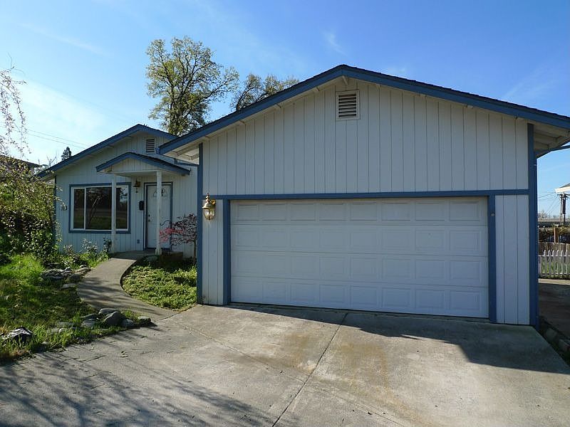 1st image of 140 Herrington Dr