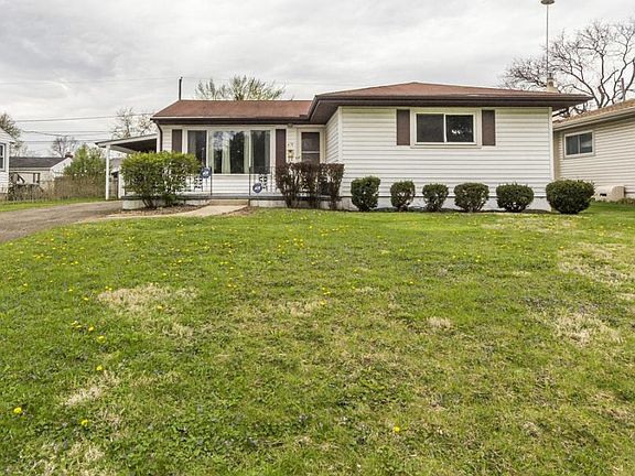 3rd image of 415 Whitehall Dr