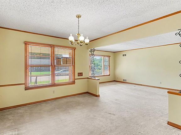 5th image of 502 W Alabama Ave