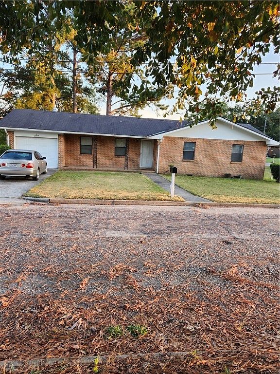 3309 Hanna St, Tuskegee, AL 36083 MLS 160492 Zillow