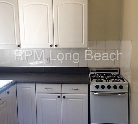 5th image of 2108 E Florida St