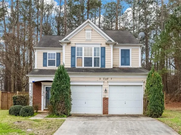 3287 Welmingham Dr SW, Atlanta, GA 30331