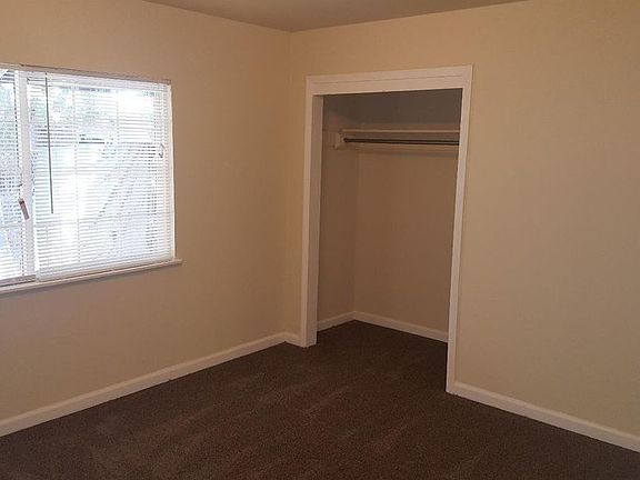 5th image of 341 Las Palmas Ave