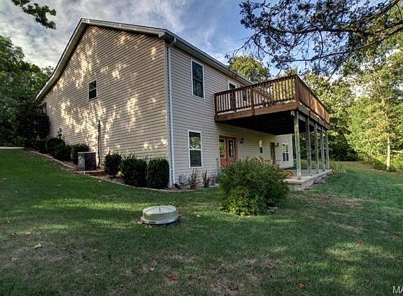 5th image of 10434 Lake Crest Dr