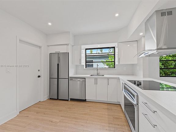 5th image of 7525 Adventure Ave