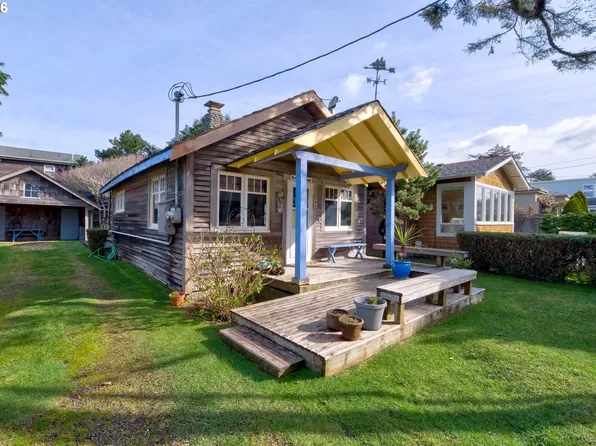 148 W Jackson St, Cannon Beach, OR 97110