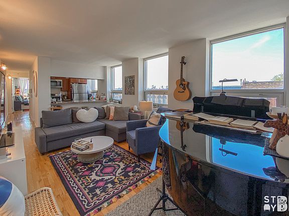 4th image of 358 Grove St #4AA